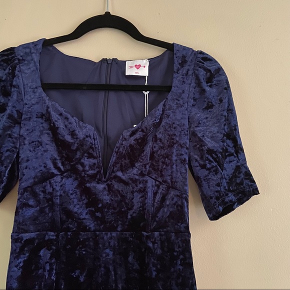 BuddyLove• Dakota fired crushed velvet navy blue mini dress nwt - Picture 5 of 10
